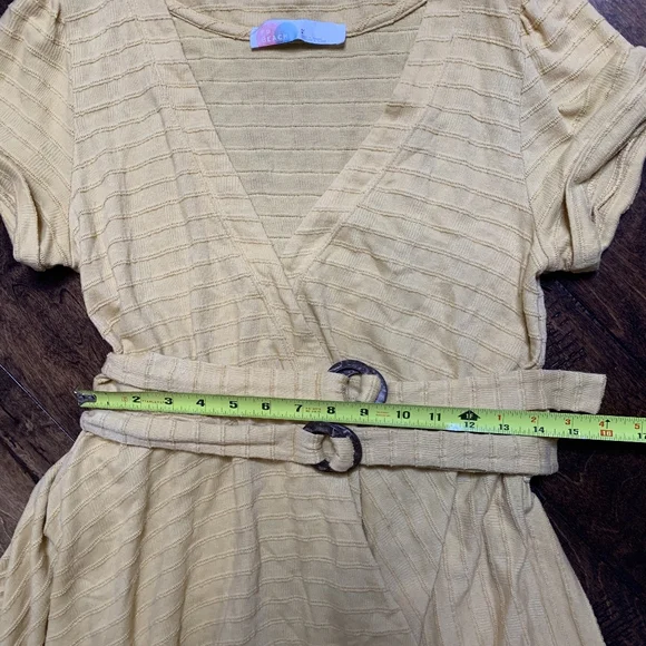 Free People Yellow Freesia Midi Handkerchief Dress Size Large‎